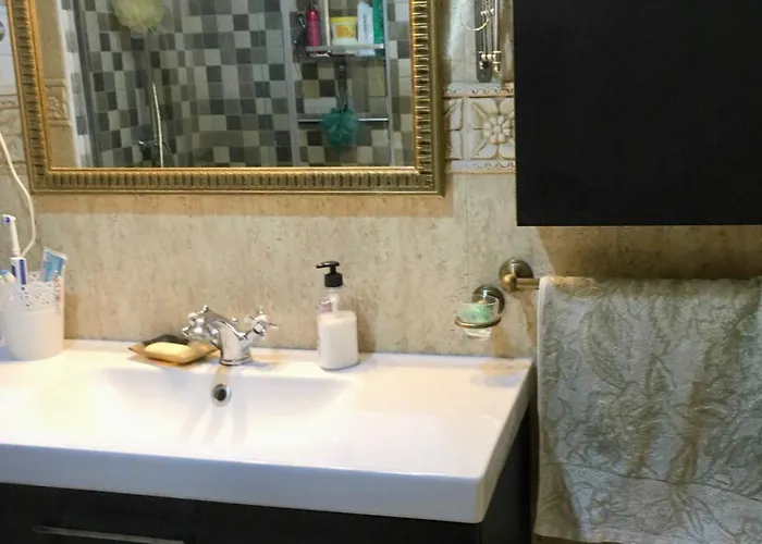 Piso En La Caleta شقة كاديز