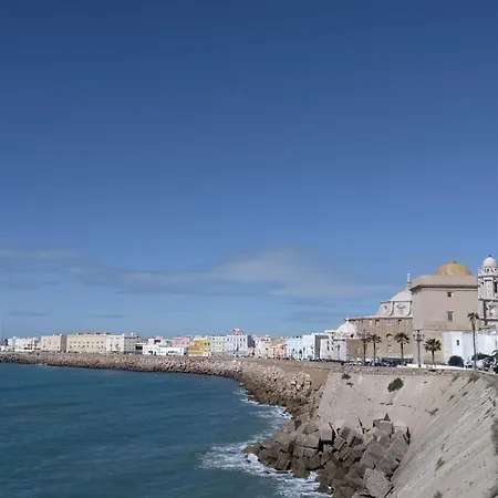 Piso En La Caleta Кадіс